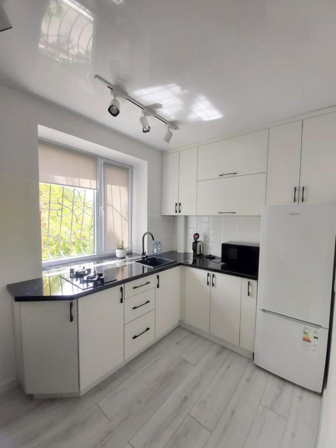 2-Х Комнатная Квартира Taraz Exterior foto